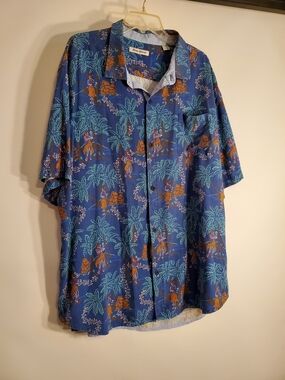 Tommy Bahama Blue Tropical Print Short-Sleeve Button-Down Shirt with Teal Palms